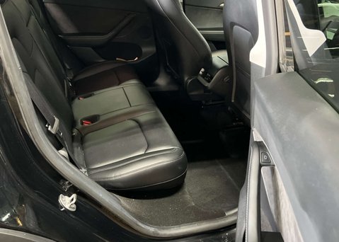 Tesla Model Y (Dual Motor) Long Range SUV 5dr Electric Auto 4WDE (384 bhp) 10