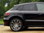 Porsche Macan TURBO PDK 12