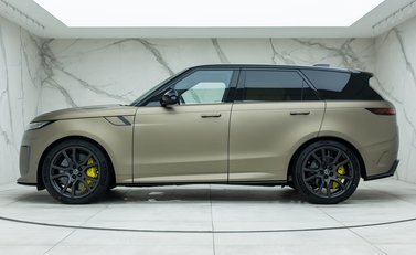 Land Rover Range Rover Sport P635 SV EDITION ONE 2