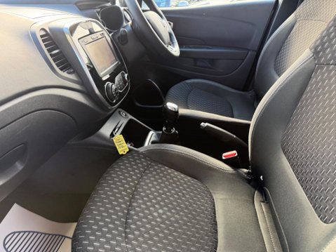 Renault Captur 0.9 TCe ENERGY Dynamique Nav Euro 6 (s/s) 5dr 38