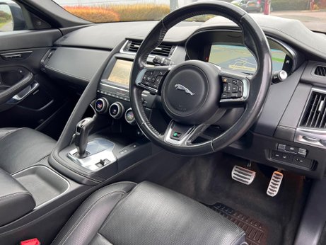 Jaguar E-Pace 2.0 D180 R-Dynamic HSE Auto AWD Euro 6 (s/s) 5dr 26