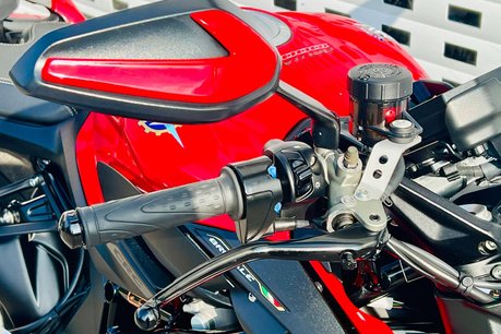 MV Agusta Brutale Brutale 1000 RS 18