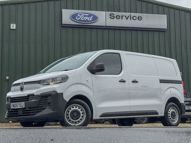 Citroen Dispatch MWB L2H1 Low Roof Enterprise 280 EURO 6 1