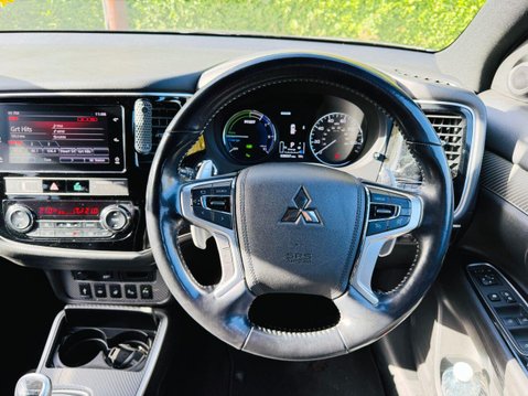 Mitsubishi Outlander 2.4h TwinMotor 13.8kWh 4h SUV 5dr Petrol Plug-in Hybrid CVT 4WD Euro 6 (s/s 16