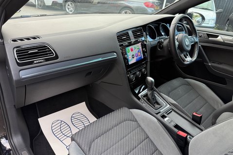 Volkswagen Golf R-LINE EDITION TSI EVO DSG 17