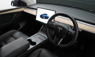 Tesla Model Y LONG RANGE AWD Comfort Suspension One Owner Tesla Comp Warranty until 09/27 2