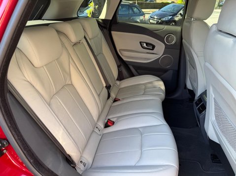Land Rover Range Rover Evoque TD4 SE TECH 42