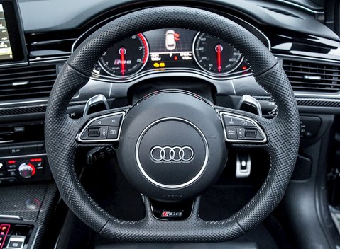 Audi RS6 Avant Performance 20