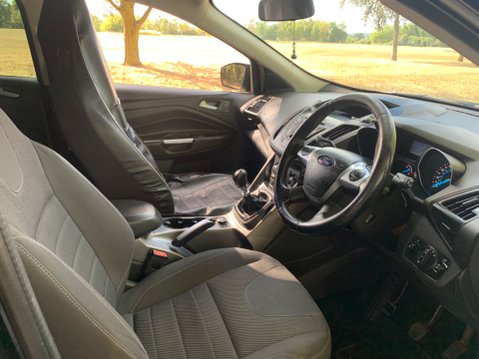 Ford Kuga ZETEC 16