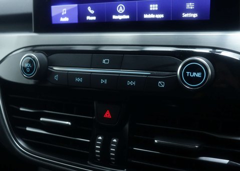 Ford Kuga 1.5 Kuga Titanium First Edition 5dr 28