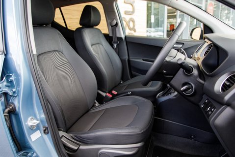 Hyundai i10 PREMIUM SE 24