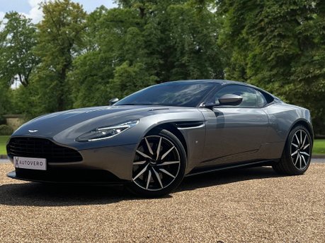 Aston Martin DB11 V12
