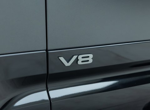 Land Rover Defender 110 V8 Carpathian Edition 31