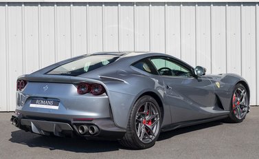 Ferrari 812 Superfast 7