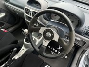 Renault Clio RENAULTSPORT V6 62