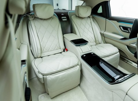 Mercedes-Benz S Class S580 Maybach First Class 15