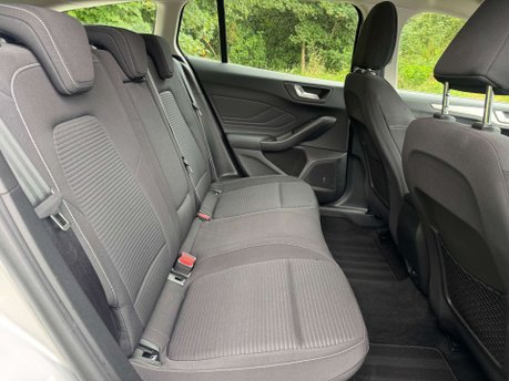 Ford Focus 1.0 Focus Titanium Auto 5dr 42