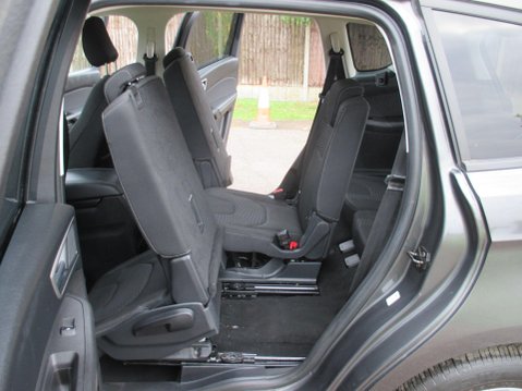 Ford S-Max 2.0 EcoBlue Zetec Auto Euro 6 (s/s) 5dr 25