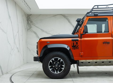 Land Rover Defender 110 ADVENTURE 37