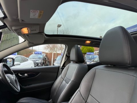 Nissan Qashqai 1.5 dCi Tekna 2WD Euro 6 (s/s) 5dr 35