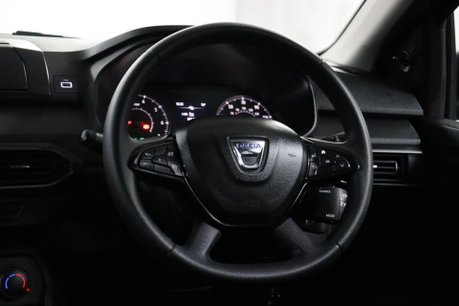 Dacia Sandero ESSENTIAL SCE 42