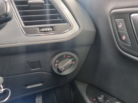 SEAT Leon ECOTSI FR TECHNOLOGY 41