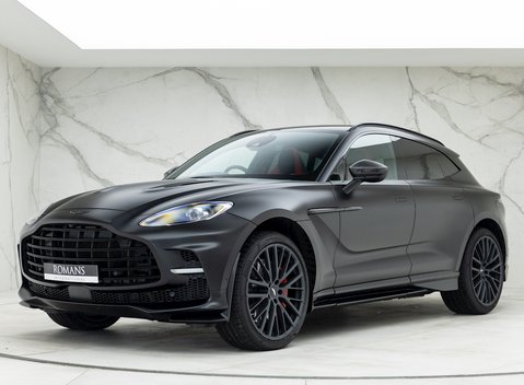 Aston Martin DBX 707 6