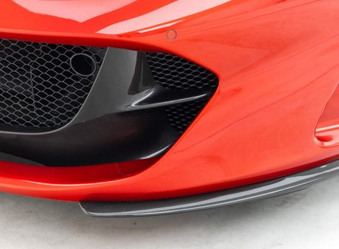 Ferrari 812 Superfast 30