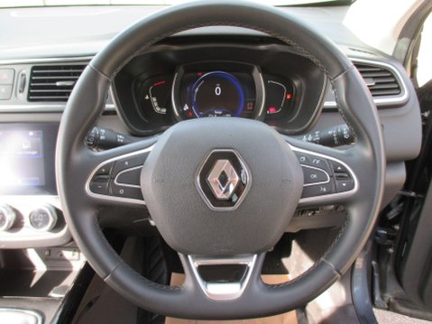 Renault Kadjar 1.3 TCe Iconic Euro 6 (s/s) 5dr 18
