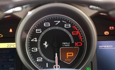 Ferrari F12 Berlinetta 22