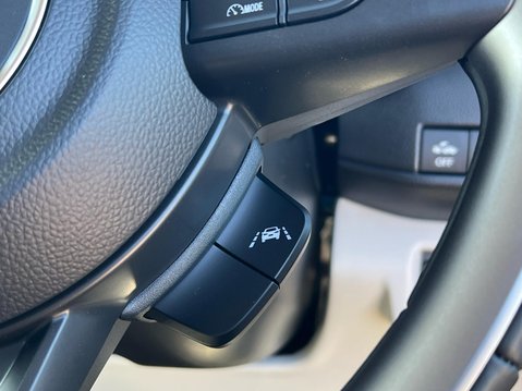 Suzuki Swift 1.2 Hybrid ULTRA 34