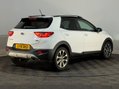 Kia Stonic CRDI FIRST EDITION 6