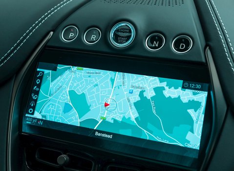 Aston Martin DBX 707 20