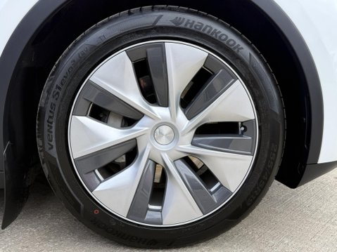 Tesla Model Y SUV 5dr Electric Auto RWD (346 ps) 14