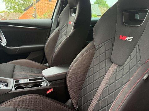 Skoda Octavia 2.0 Octavia vRS TSi Semi-Auto 5dr 16