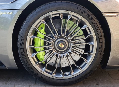 Porsche 918 Spyder 19