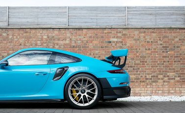 Porsche 911 (991) GT2 RS 35