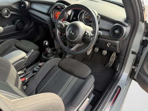 Mini Hatchback 1.5 Cooper Sport II 3dr 19