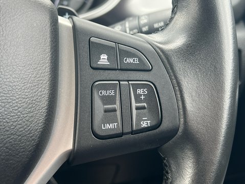 Suzuki Vitara SZ-T BOOSTERJET MHEV 32