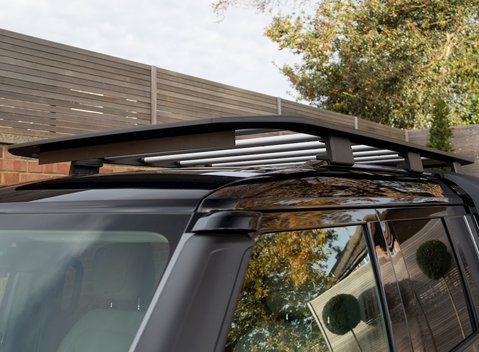 Land Rover Defender 110 HSE D240 34