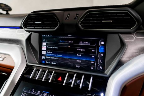 Lamborghini Urus V8. NOW SOLD. SIMILAR REQUIRED. PLEASE CALL 01903 254800. 38