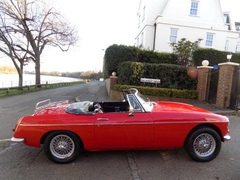 MG MGB MKII ROADSTER 50
