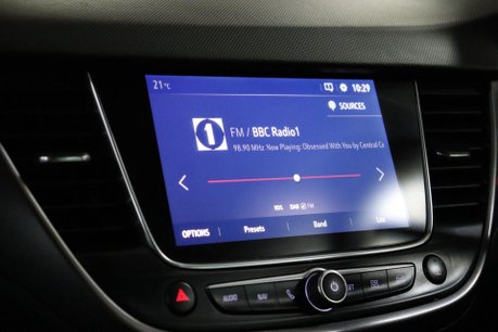 Vauxhall Crossland X TECH LINE NAV 40