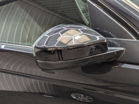 Land Rover Discovery Sport 2.0 Discovery Sport R-Dynamic SE D Auto 4WD 5dr 26