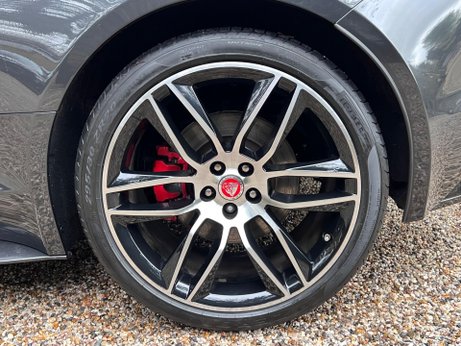 Jaguar F-Type 2.0i Chequered Flag Auto Euro 6 (s/s) 2dr 36