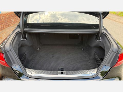 Audi S8 4.0 S8 V8 TFSI Quattro Auto 4WD 4dr 15