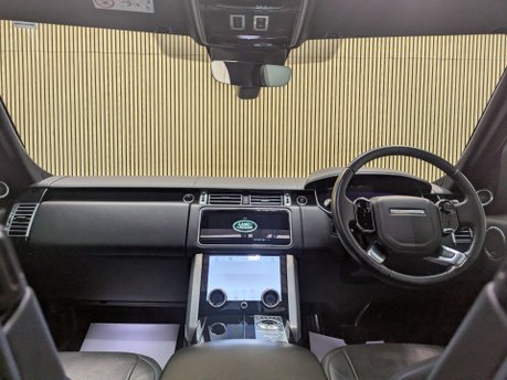 Land Rover Range Rover 3.0 Range Rover Vogue D MHEV Auto 4WD 5dr 52