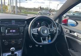 Volkswagen Golf 2.0 TDI BlueMotion Tech GTD 5 Door 32