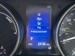 Toyota C-HR 1.8 C-HR-Dynamic HEV CVT 5dr 33