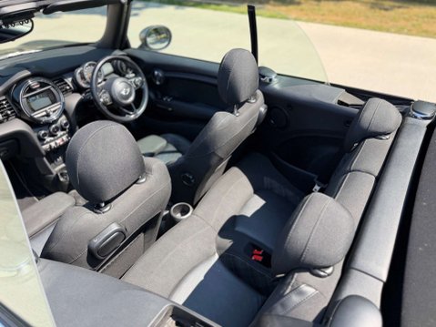 Mini Convertible 1.5 Cooper 2dr 45